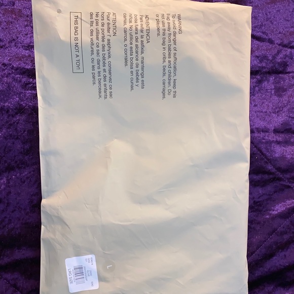 ESSENTIAL - FEAR OF GOD Half-Zip Track Jacket - Picture 2 of 9